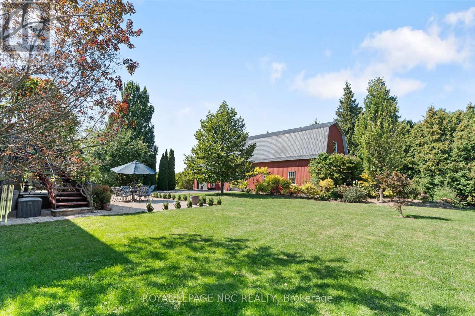 326 Lakeshore Road, Niagara-On-The-Lake, Ontario  L0S 1J0 - Photo 43 - X12420534