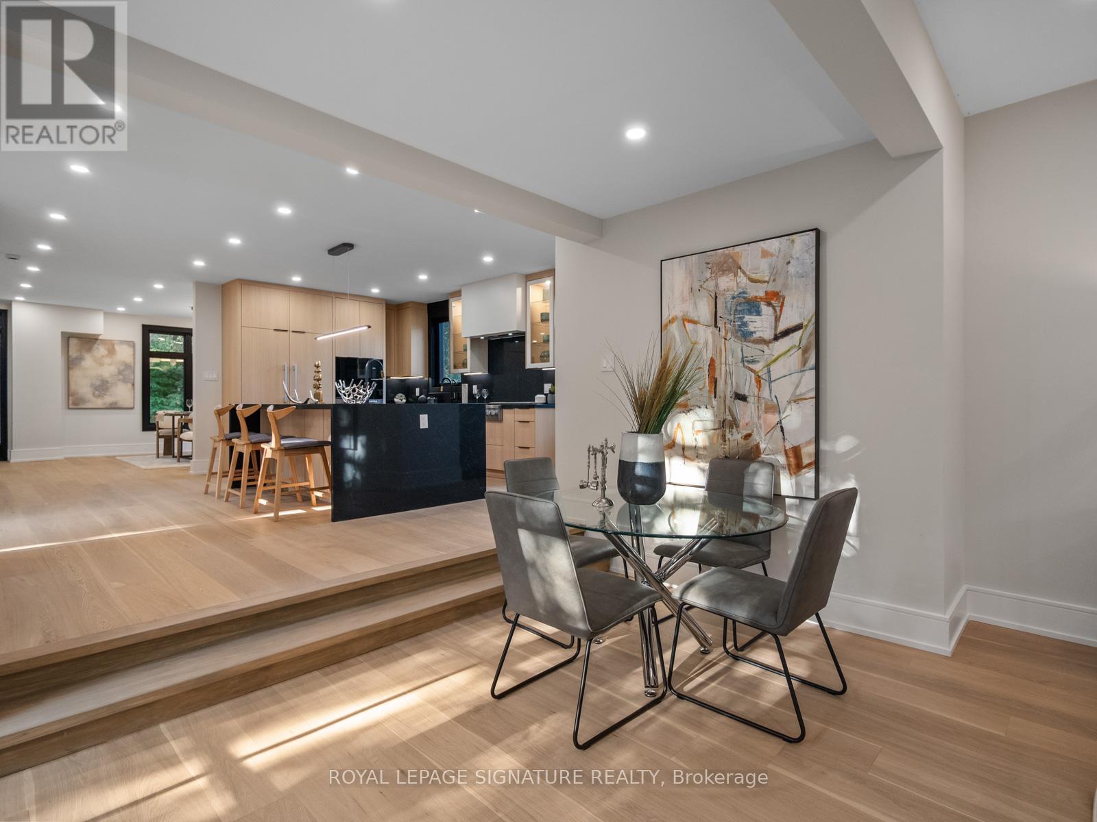 137 Cheltenham Avenue, Toronto, Ontario  M4N 1R1 - Photo 14 - C12420486