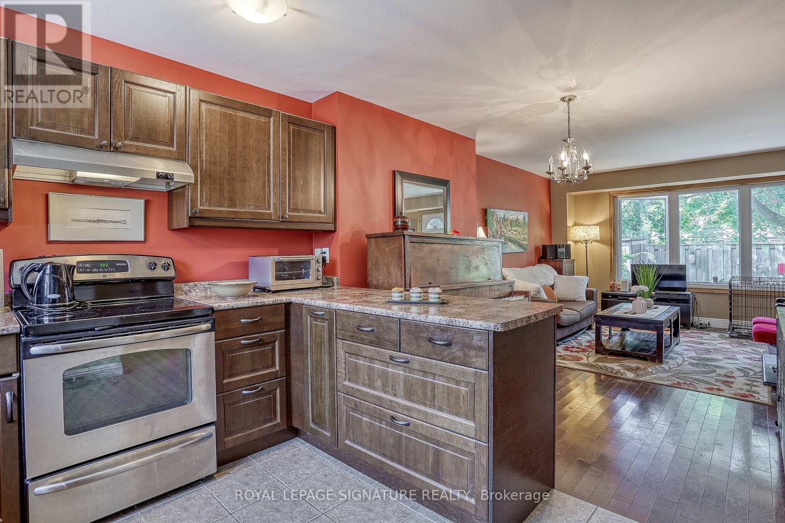 74 Crab Appleway, Toronto, Ontario  M3A 3M7 - Photo 4 - C12420518