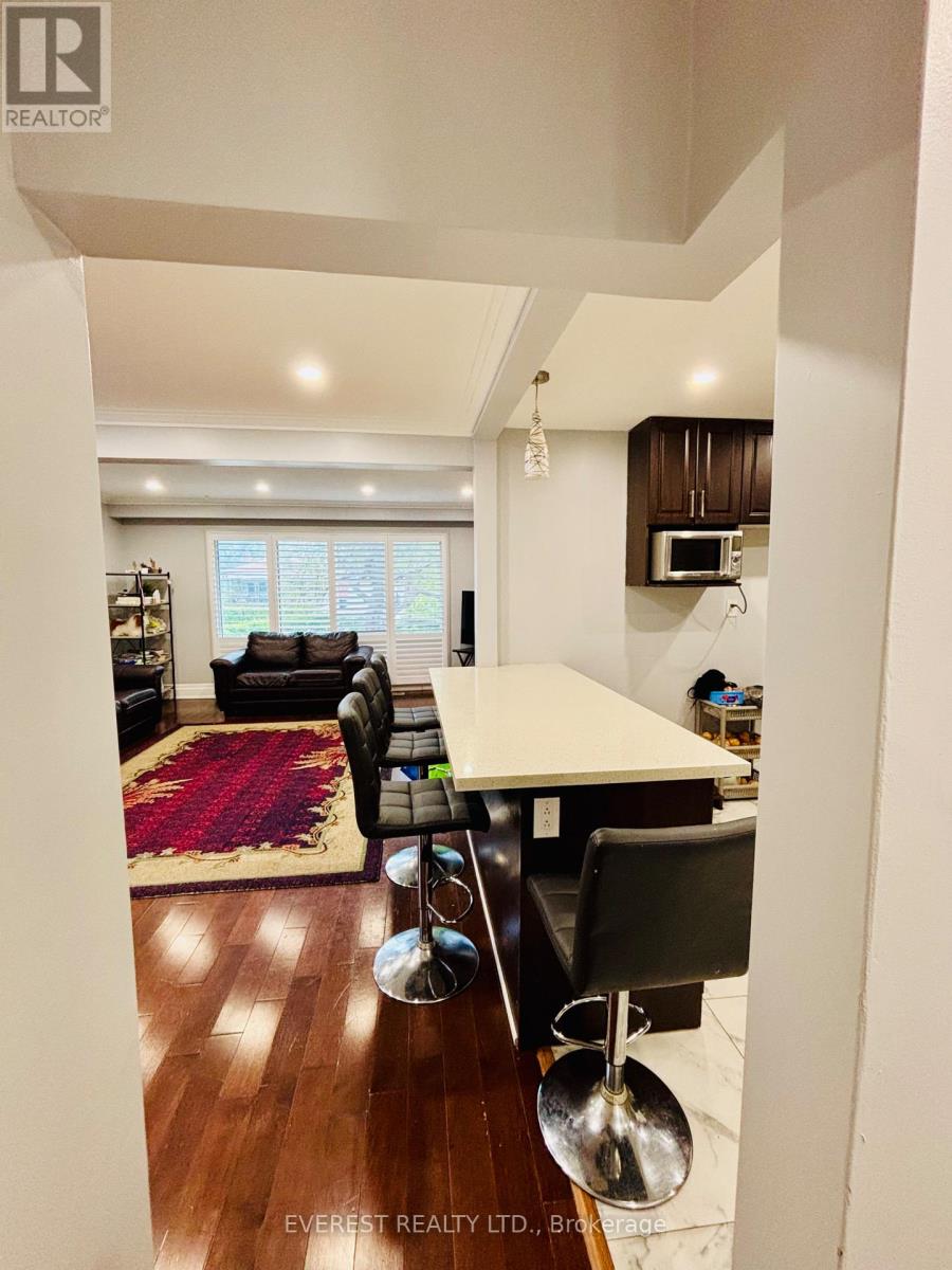 6 Maretta Avenue, Toronto, Ontario  M1K 3X7 - Photo 13 - E12420532
