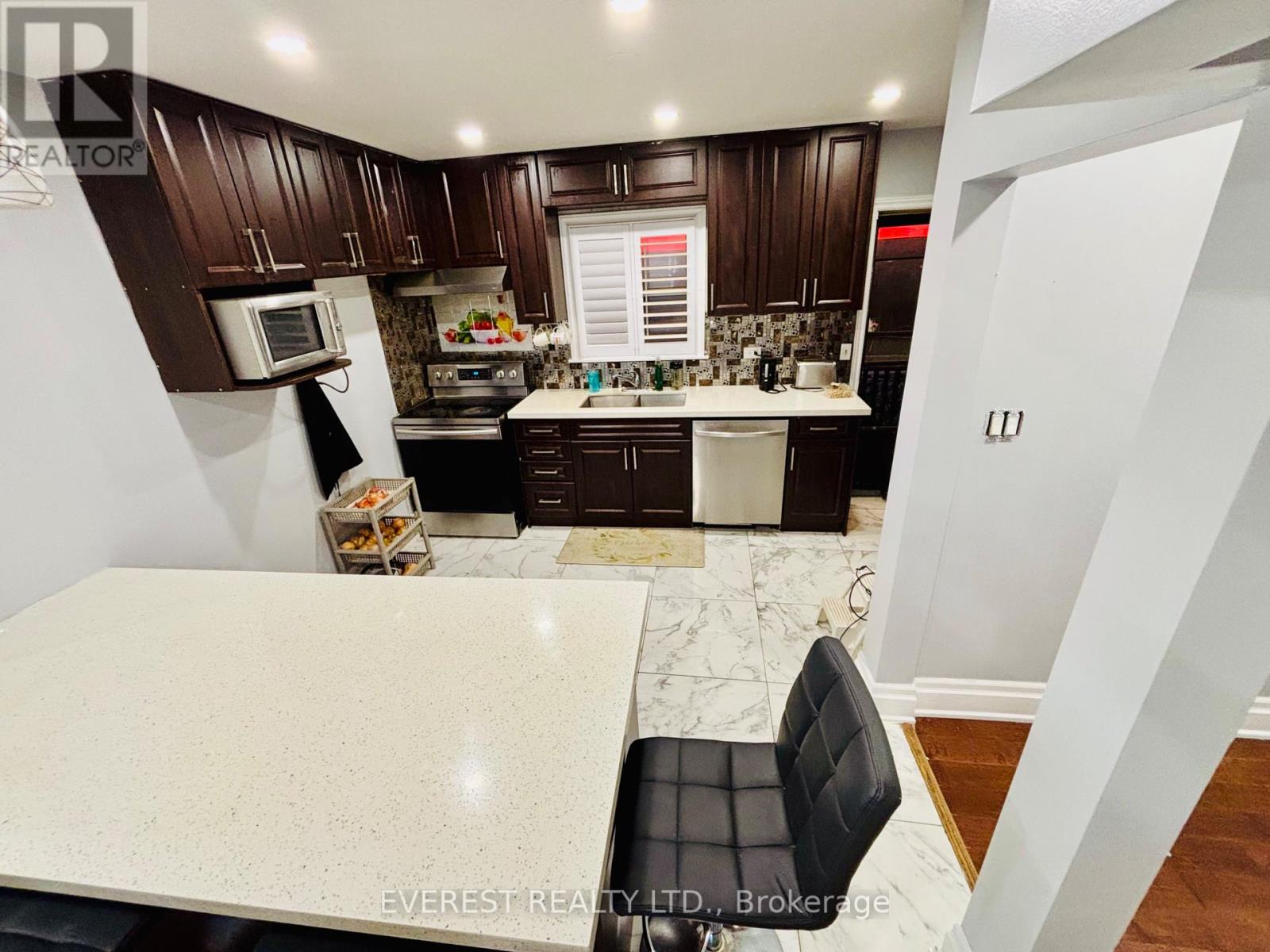 6 Maretta Avenue, Toronto, Ontario  M1K 3X7 - Photo 17 - E12420532