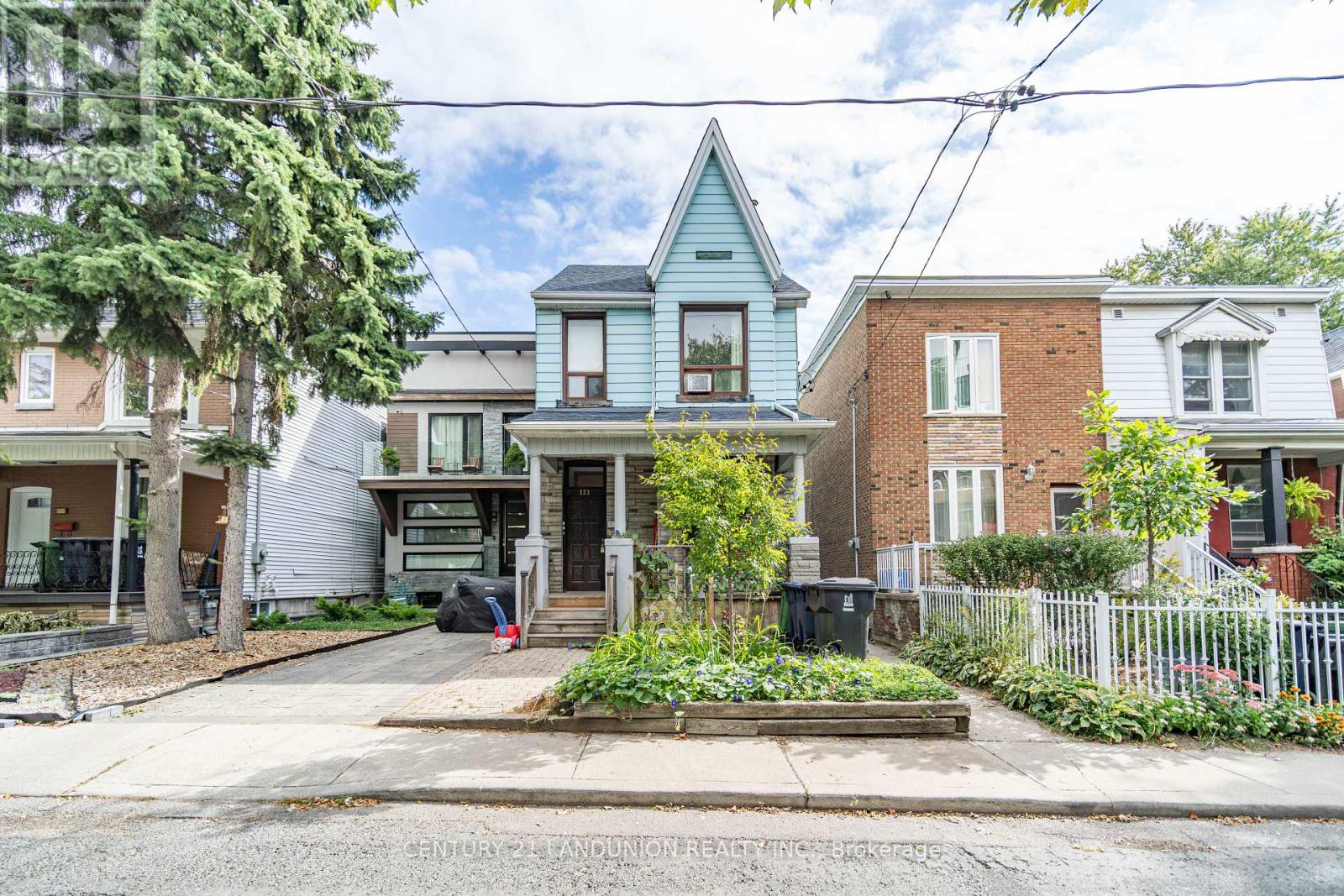 133 GALT AVENUE, Toronto, Ontario