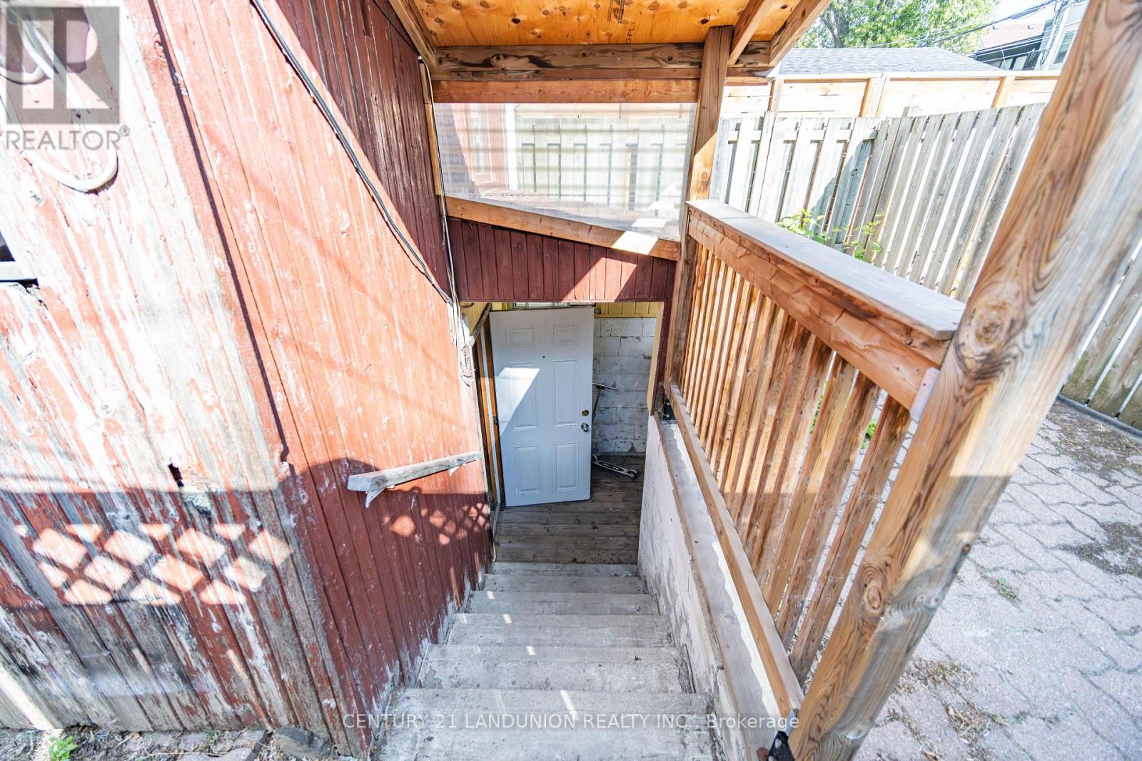 133 Galt Avenue, Toronto, Ontario  M4M 2Z4 - Photo 23 - E12420536