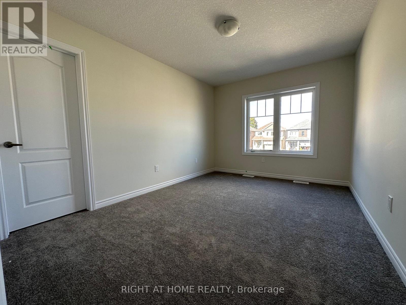 Upper - 17 Cahill Drive, Brantford, Ontario  N3T 0V7 - Photo 15 - X12420506