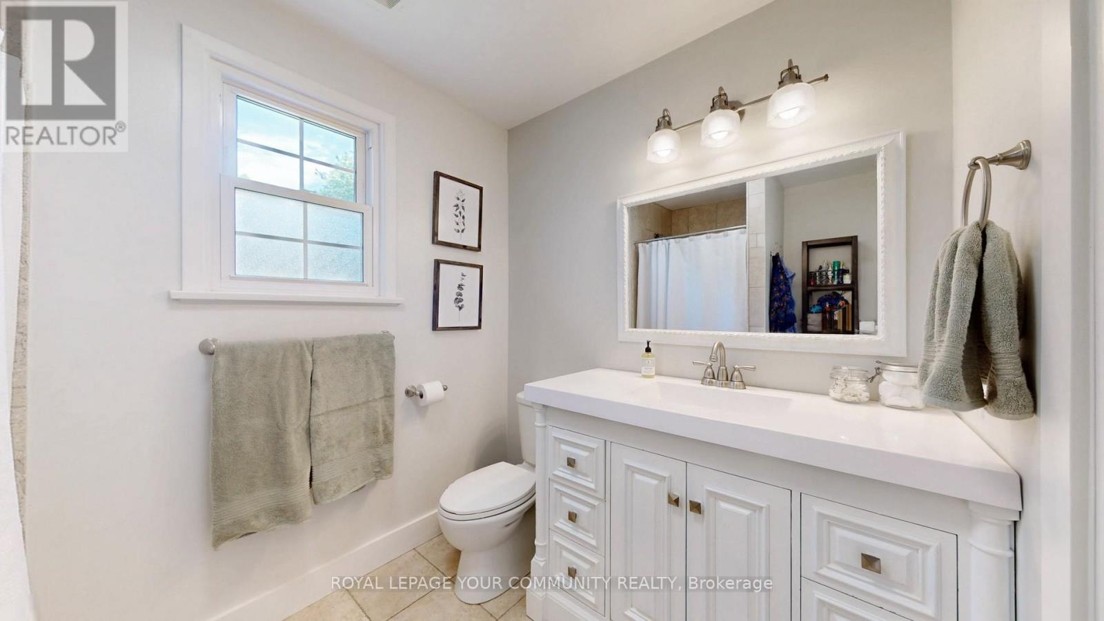 14574 Mccowan Road, Whitchurch-Stouffville, Ontario  L4A 4E6 - Photo 37 - N12420531