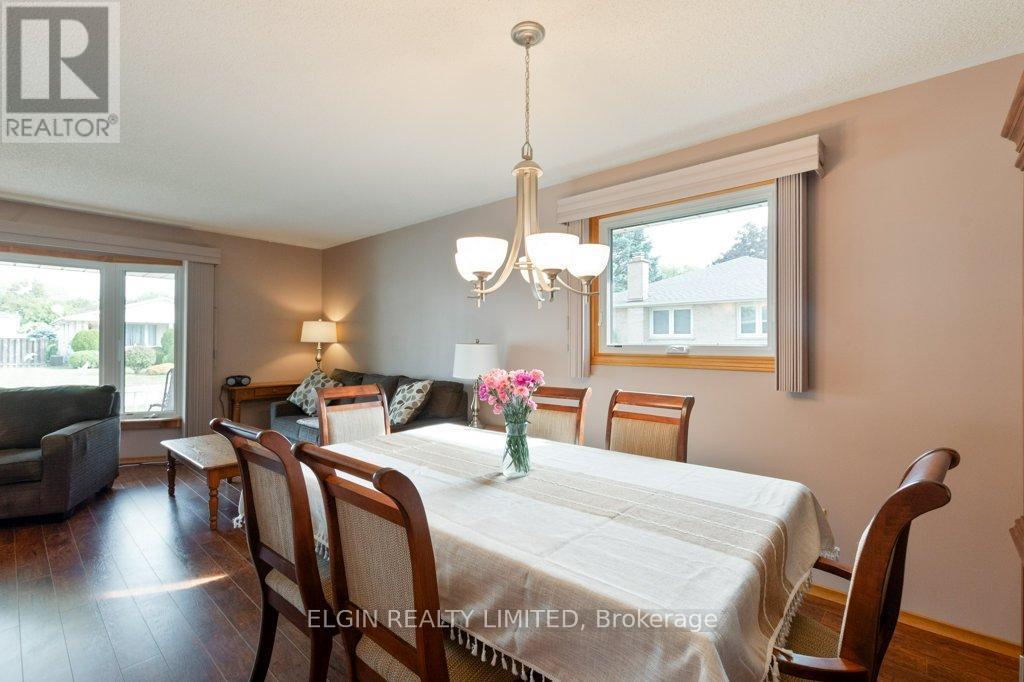 20 Farmington Drive, St. Thomas, Ontario  N5R 5X4 - Photo 7 - X12420567