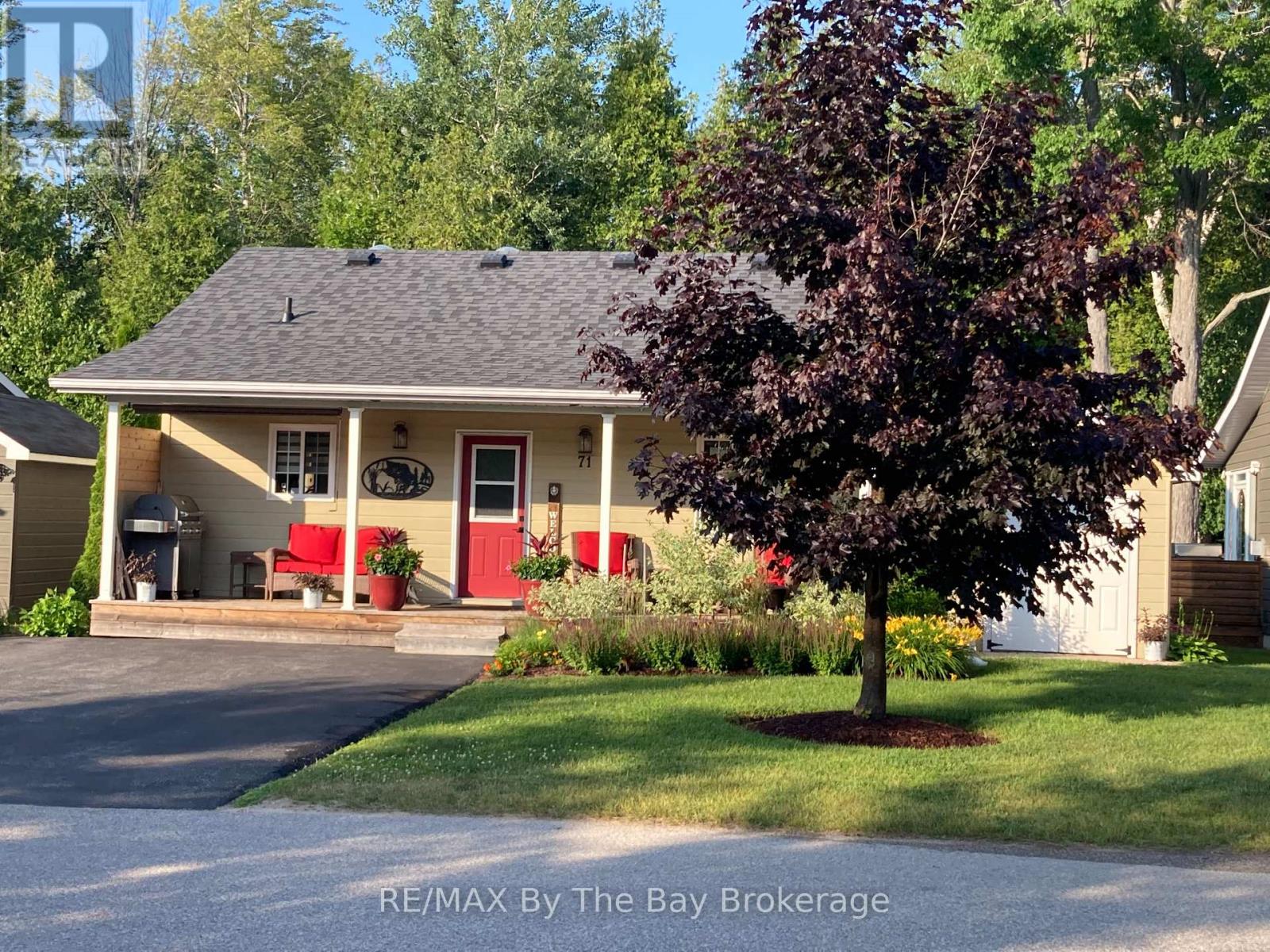 Property at 71 MADAWASKA TRAIL image 5
