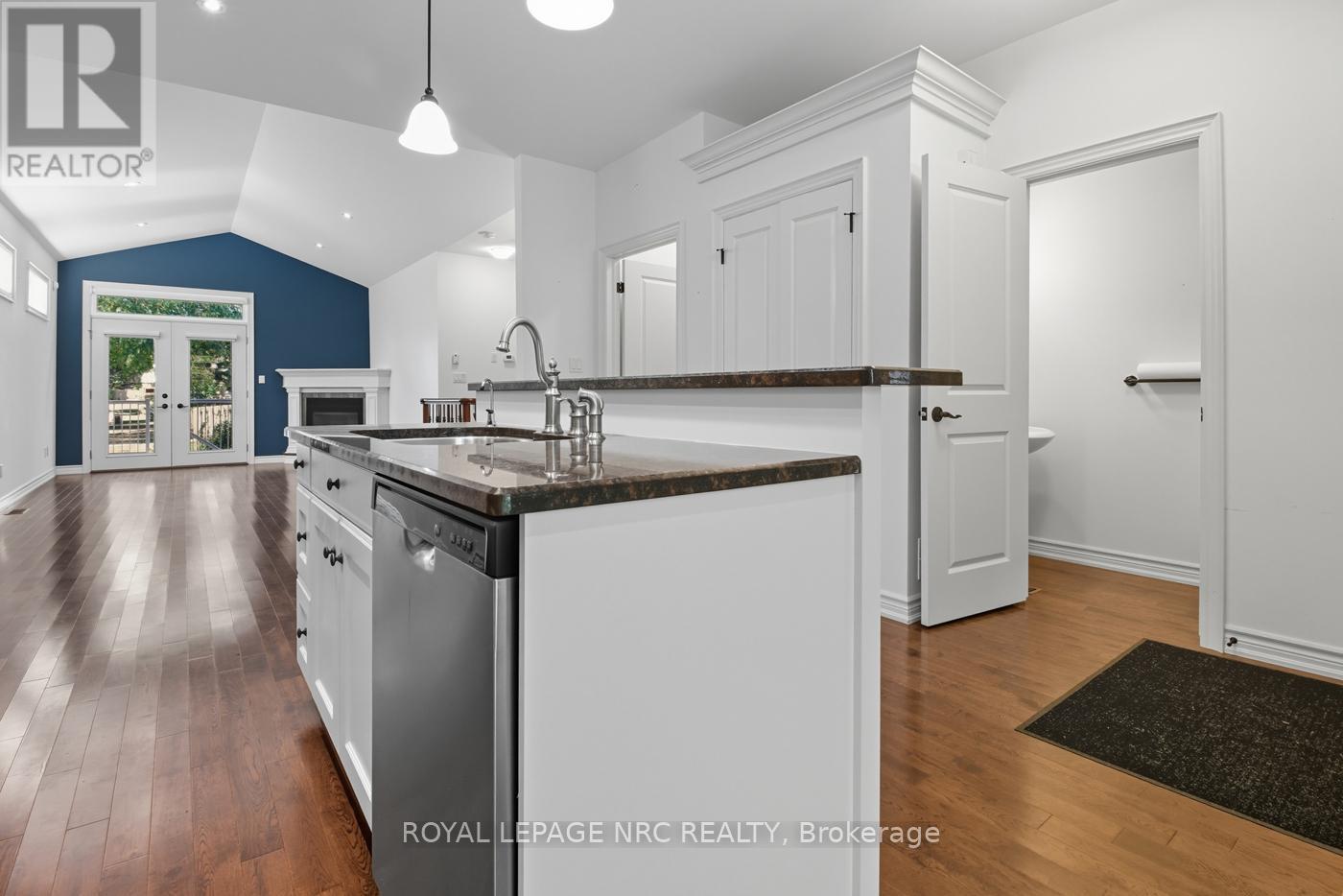 14 - 409 Niagara Street, St. Catharines, Ontario  L2M 4V9 - Photo 11 - X12420547