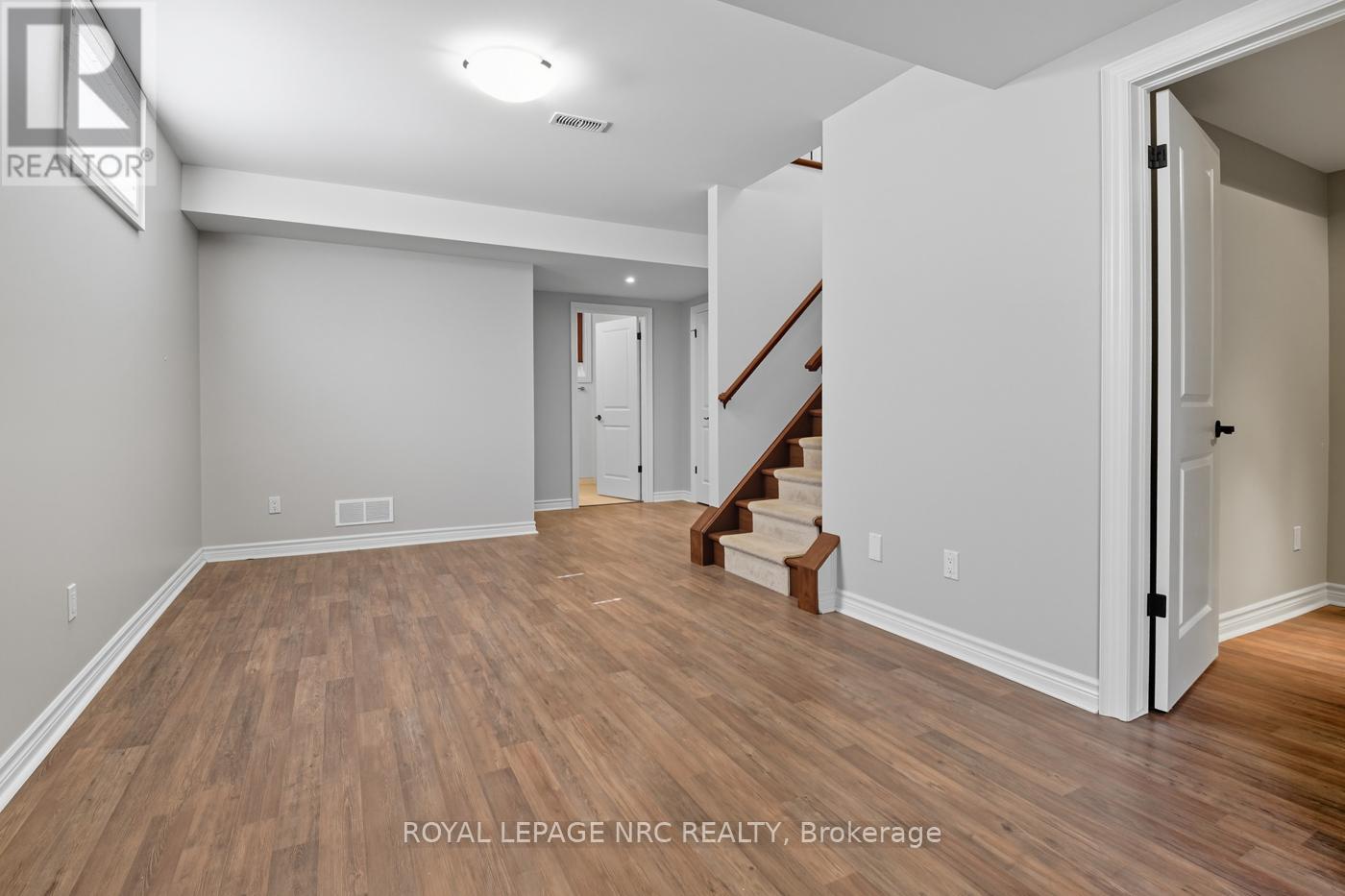 14 - 409 Niagara Street, St. Catharines, Ontario  L2M 4V9 - Photo 27 - X12420547