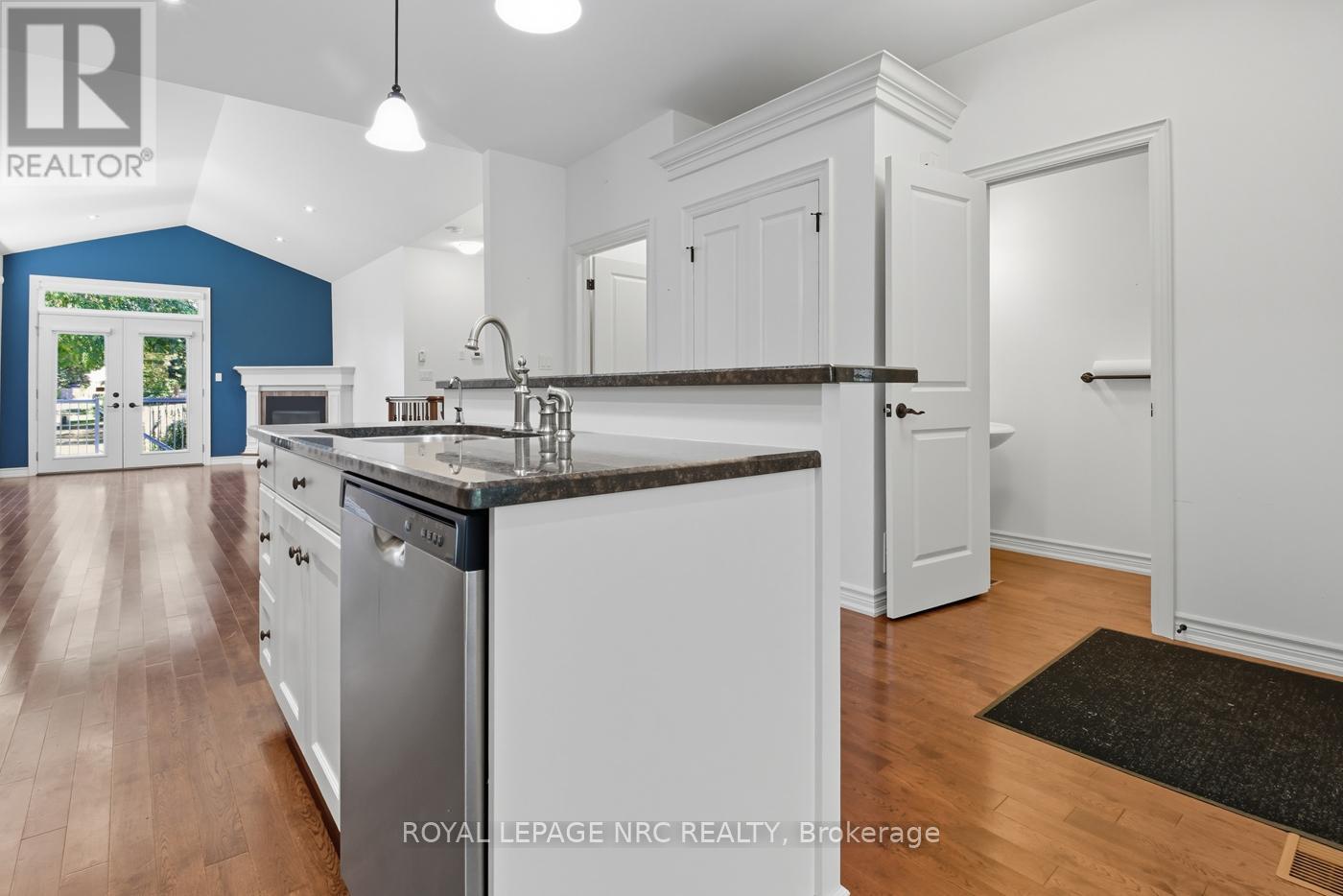 14 - 409 Niagara Street, St. Catharines, Ontario  L2M 4V9 - Photo 7 - X12420547