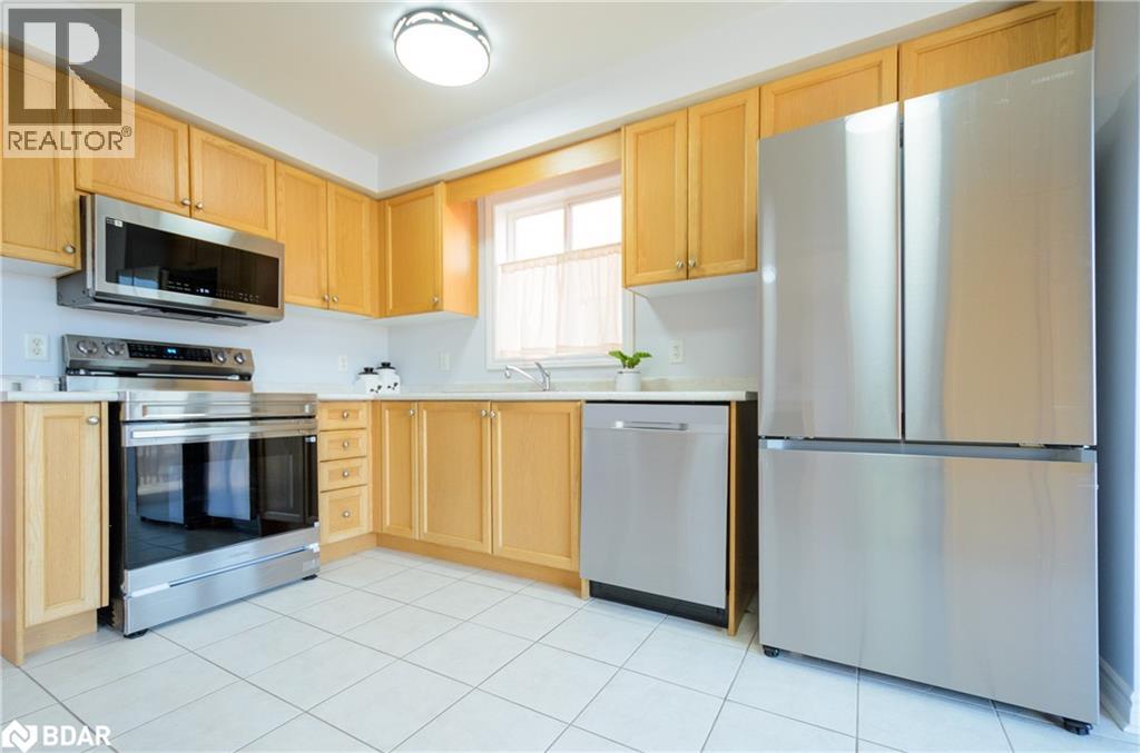 5 Brown Wood Drive, Barrie, Ontario  L4M 6N4 - Photo 11 - 40755112