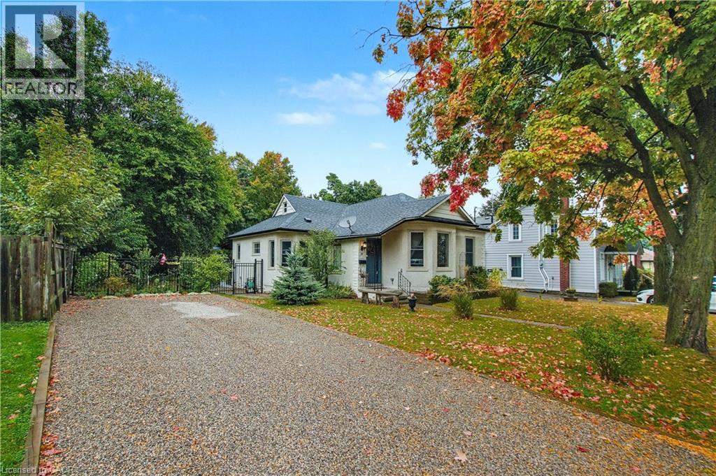 30 Dumfries Street, Cambridge, Ontario  N1S 1Y7 - Photo 4 - 40772249