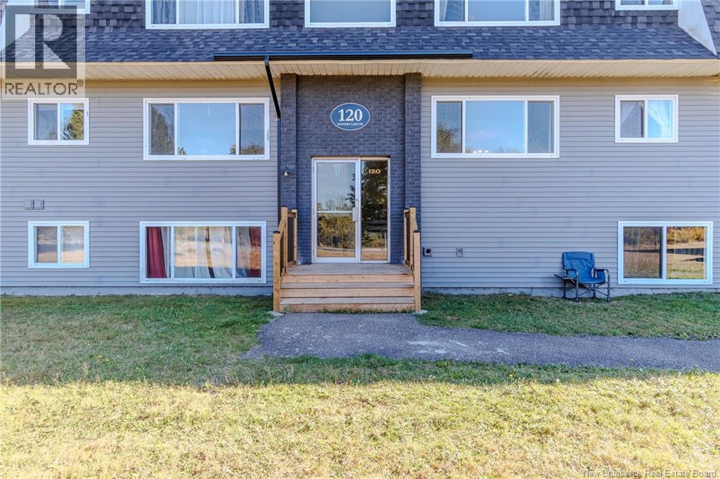 120 Mystery Lake Drive Unit# 7, Saint John, New Brunswick  E2J 3Z5 - Photo 2 - NB127208