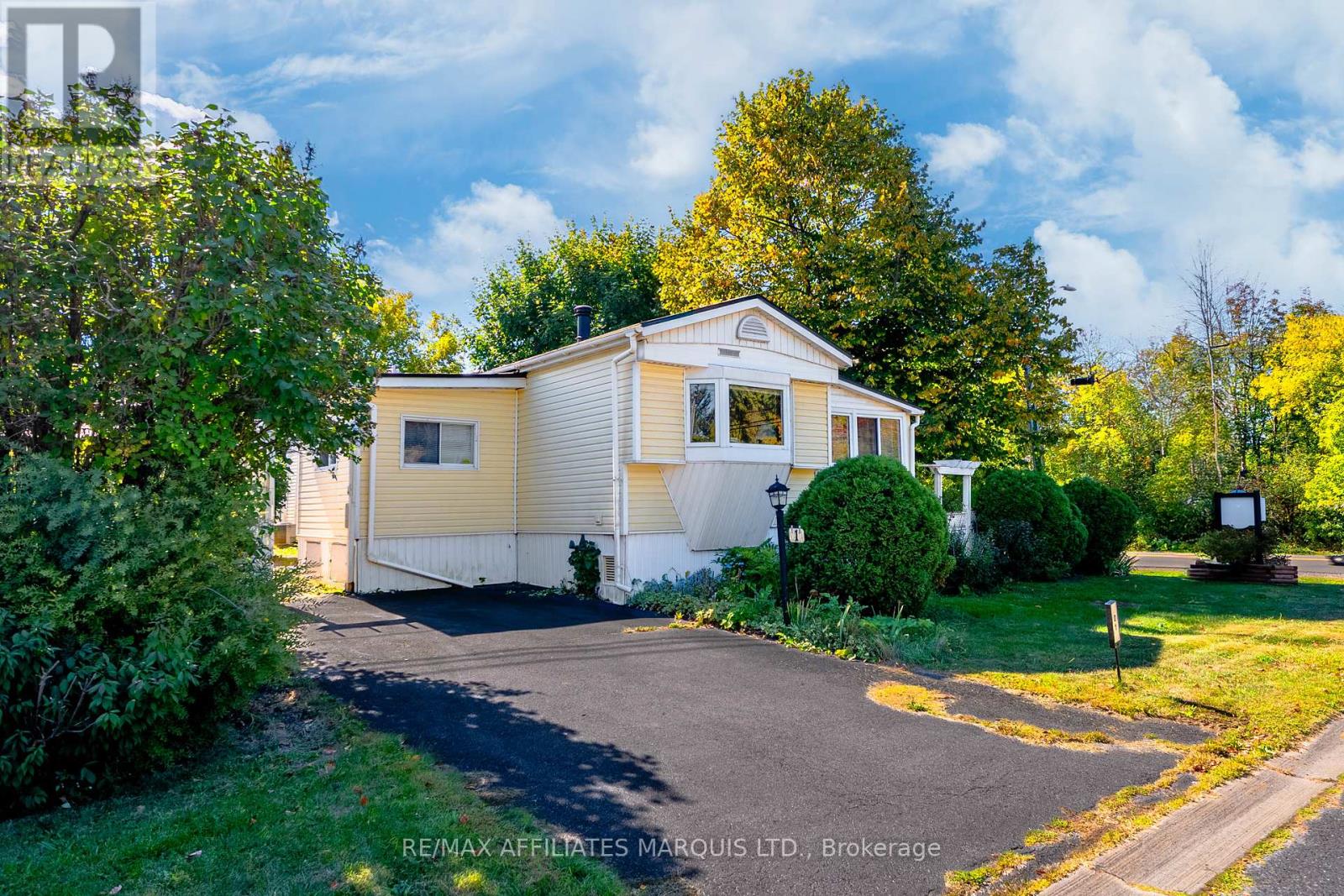 Unit 1 - 2201 Power Dam Drive, Cornwall, Ontario  K6J 5W5 - Photo 2 - X12420561