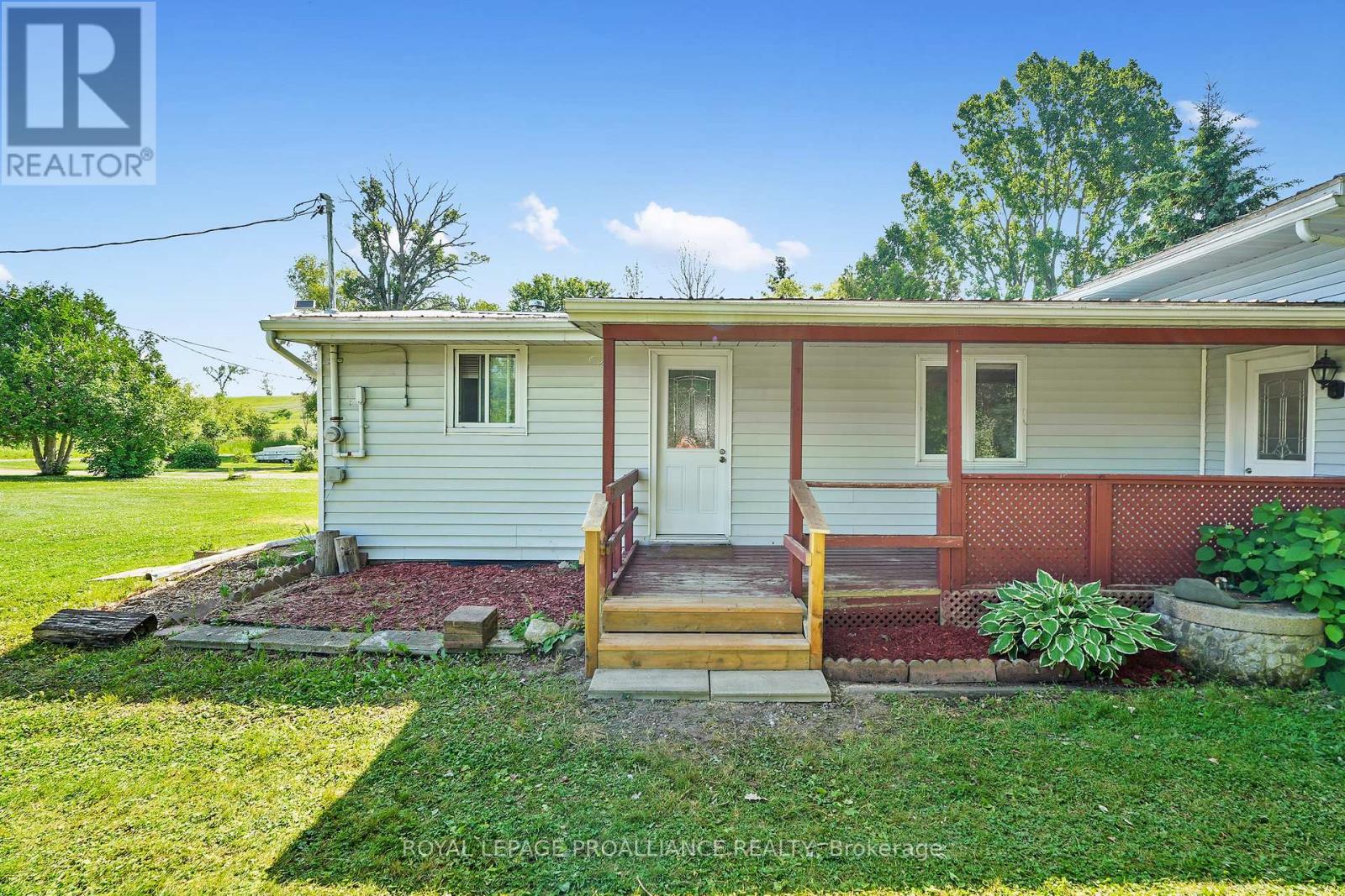 1827 2nd Line E, Trent Hills, Ontario  K0L 1L0 - Photo 1 - X12241416