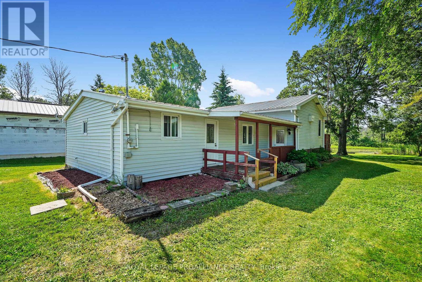 1827 2nd Line E, Trent Hills, Ontario  K0L 1L0 - Photo 3 - X12241416