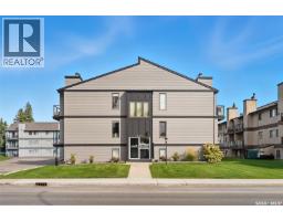 3 274 Pinehouse DRIVE Lawson Heights