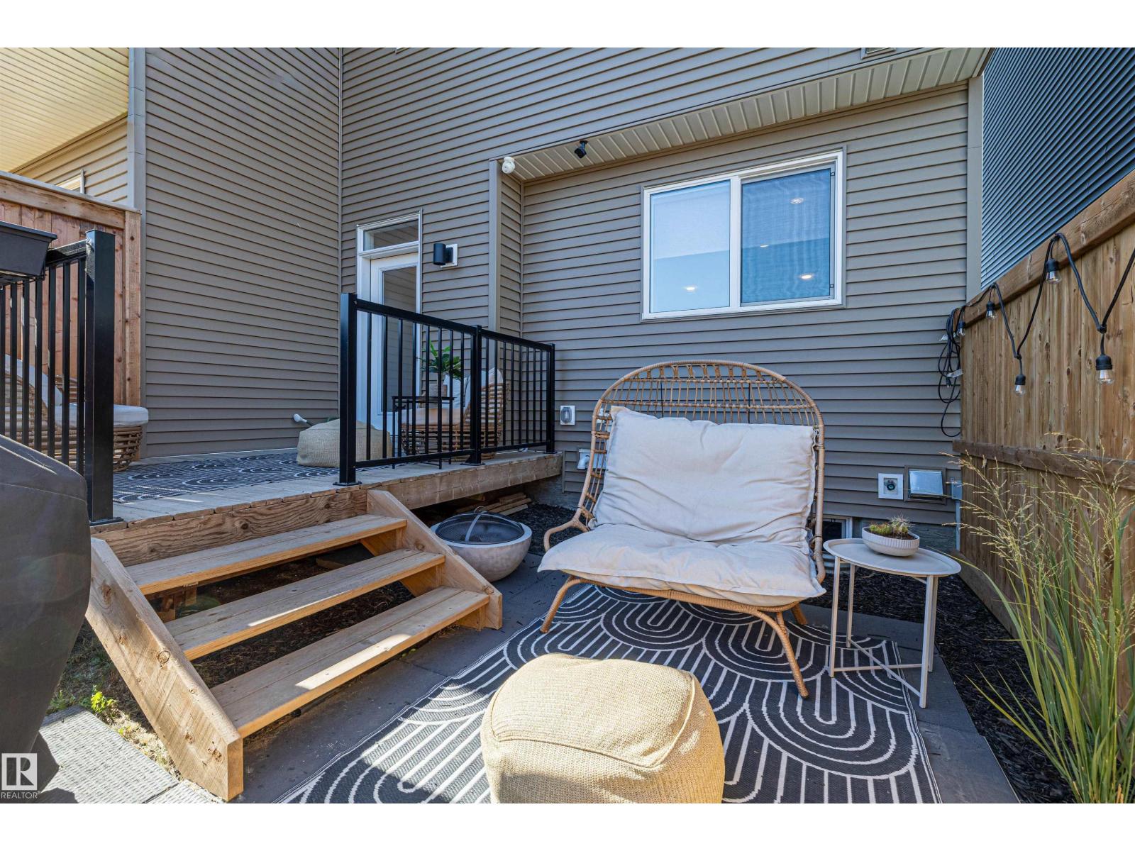 2097 Maple Rd Nw Nw, Edmonton, Alberta  T6J 1J2 - Photo 28 - E4459021