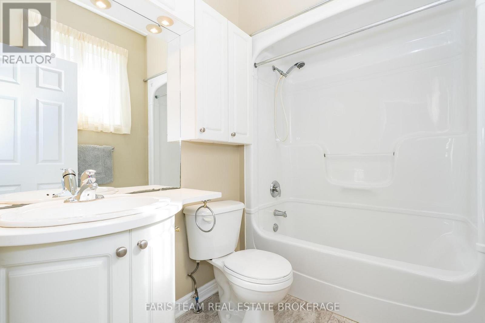 4645 Orkney Beach Road, Ramara, Ontario  L3V 0S1 - Photo 19 - S12420569