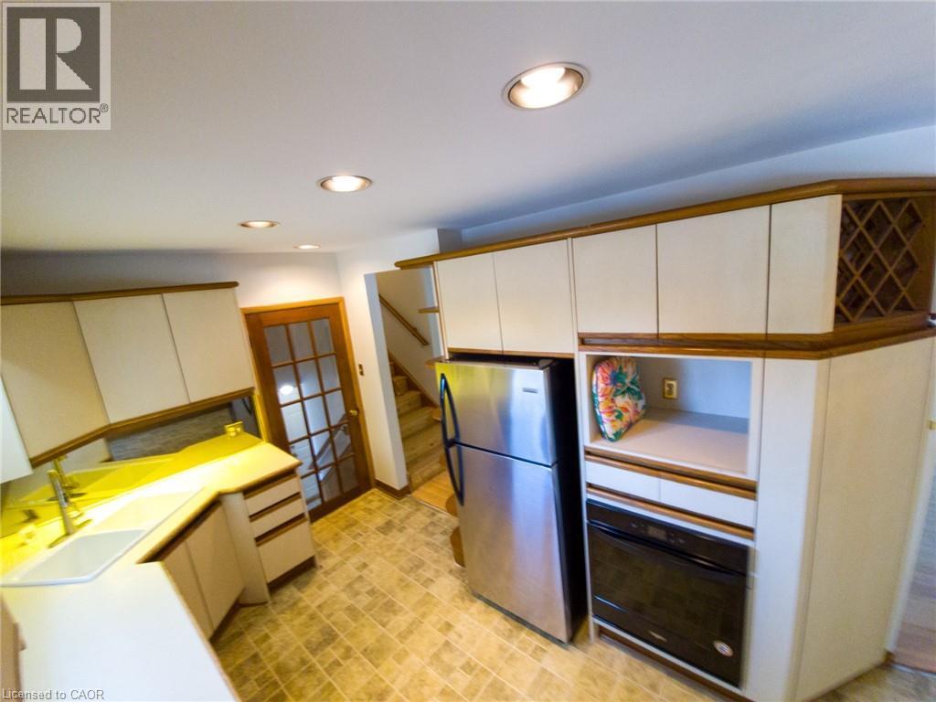 164 Laurier Avenue, Hamilton, Ontario  L9C 3S6 - Photo 4 - 40772188