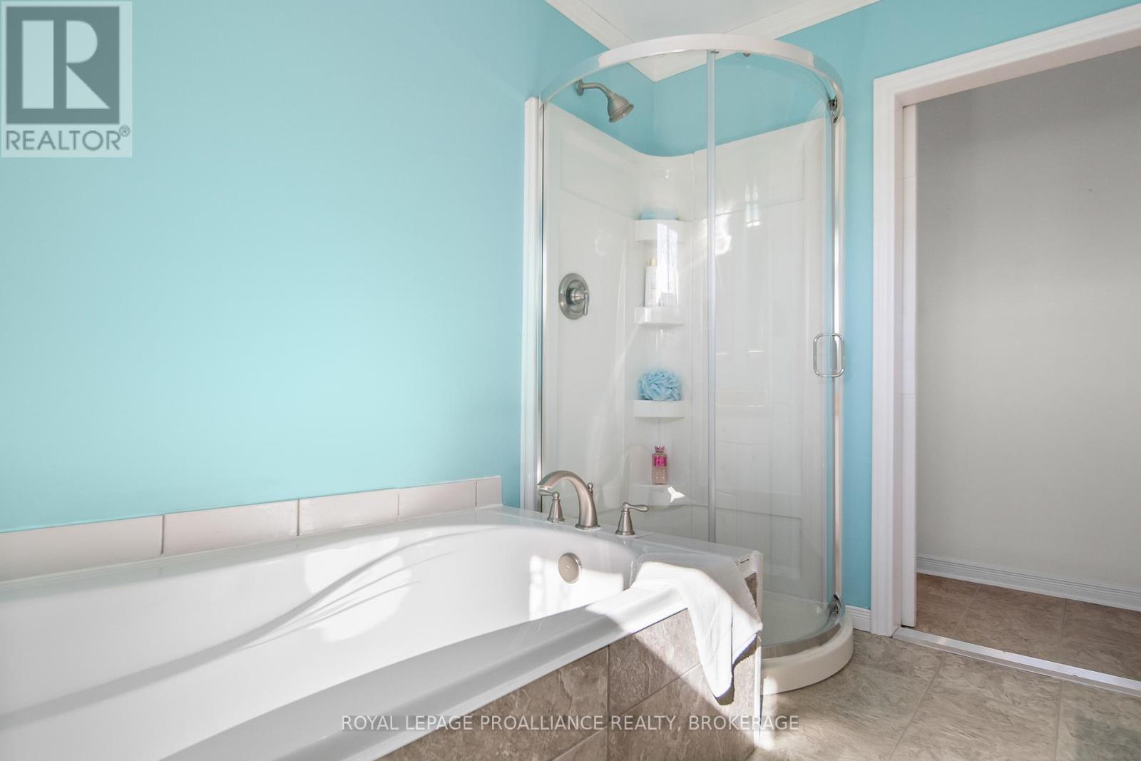 2292 Mcintyre Road, Loyalist, Ontario  K0H 1G0 - Photo 18 - X12420599