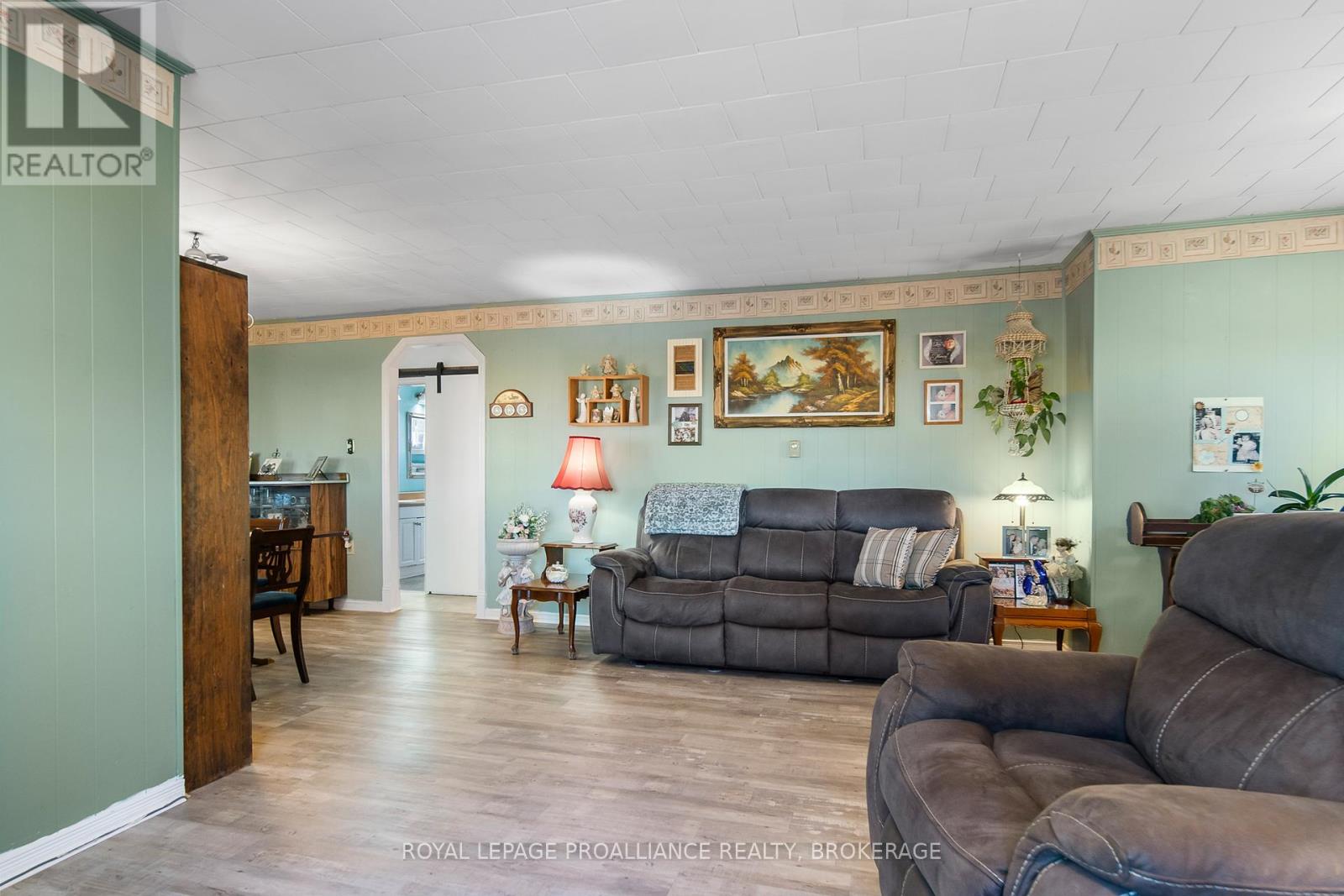 2292 Mcintyre Road, Loyalist, Ontario  K0H 1G0 - Photo 8 - X12420599