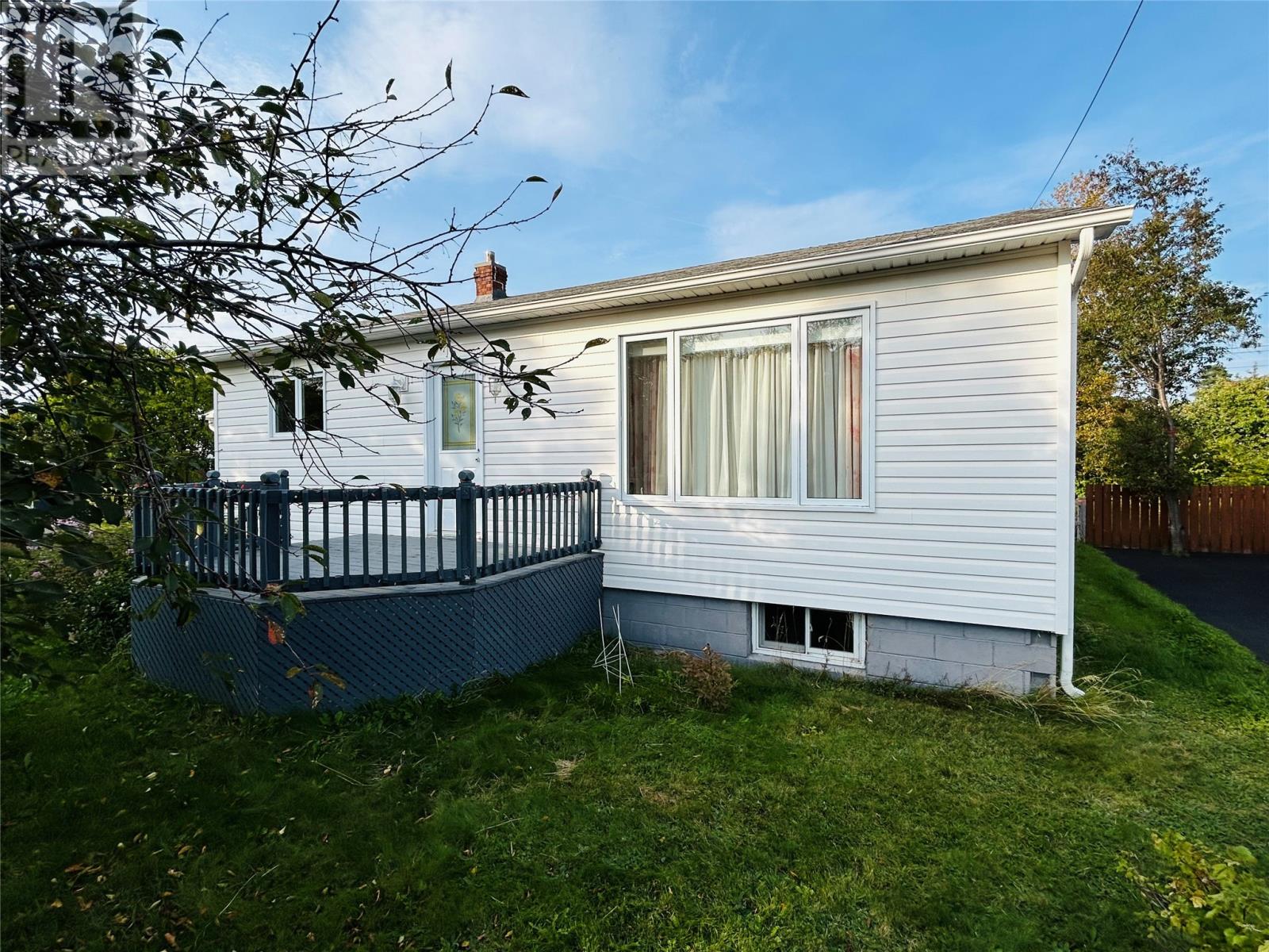 20 Circular Road, Botwood, Newfoundland & Labrador  A0H 1E0 - Photo 1 - 1290705