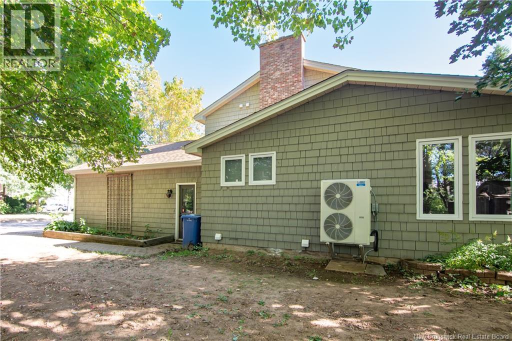 44 Birchwood Crescent, Moncton, New Brunswick  E1E 3Y7 - Photo 3 - NB127103