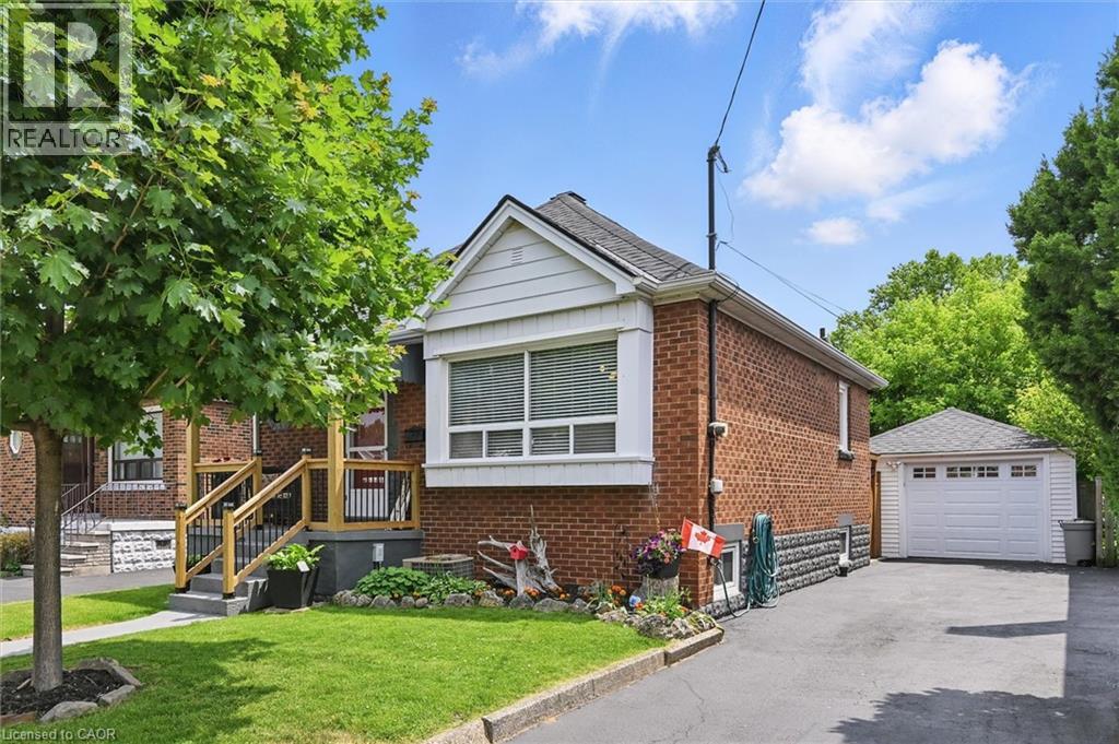 105 WEIR Street S, hamilton, Ontario