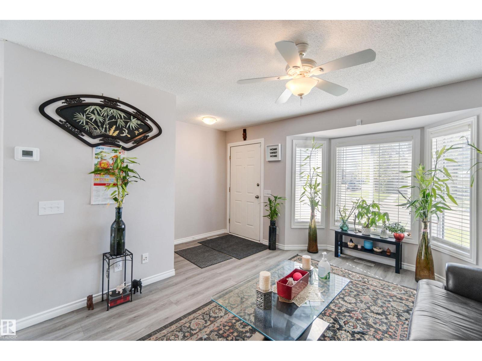 8304 157 Av Nw, Edmonton, Alberta  T5Z 2P8 - Photo 7 - E4451853