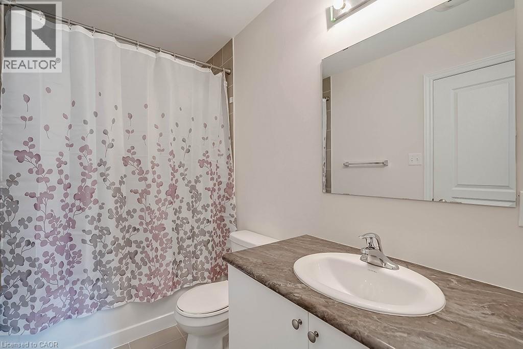 8 Hiscott Drive, Waterdown, Ontario  L8B 0A2 - Photo 9 - 40772406