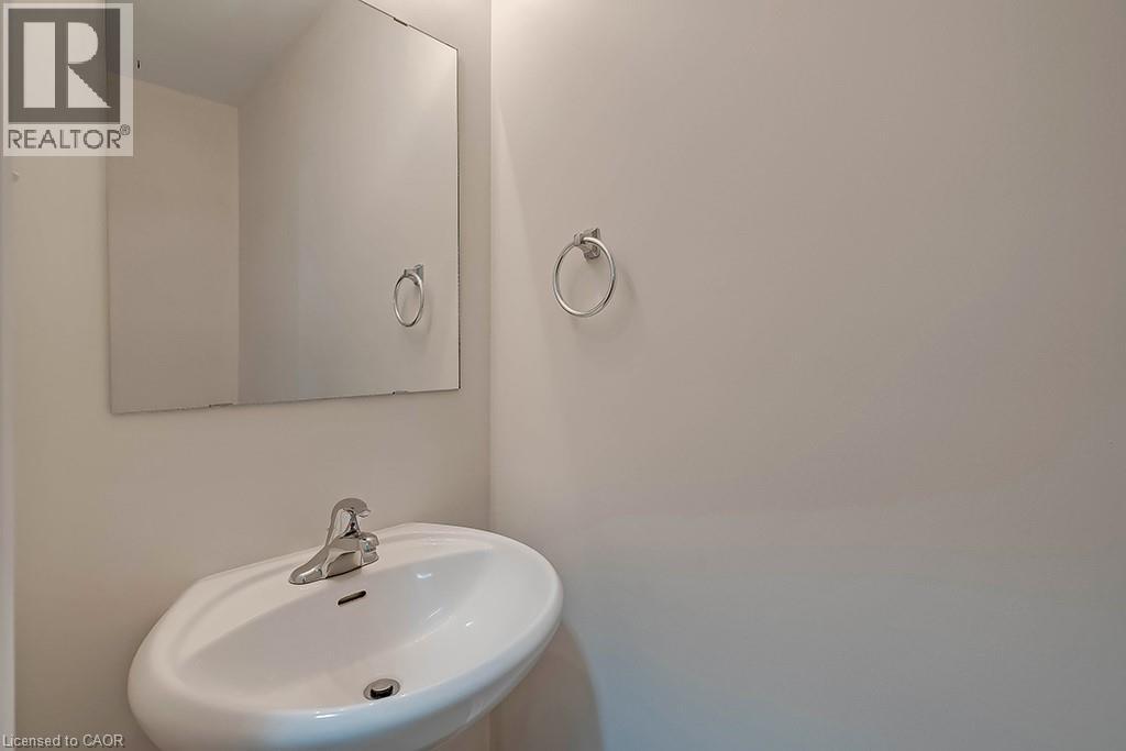 8 Hiscott Drive, Waterdown, Ontario  L8B 0A2 - Photo 29 - 40772406