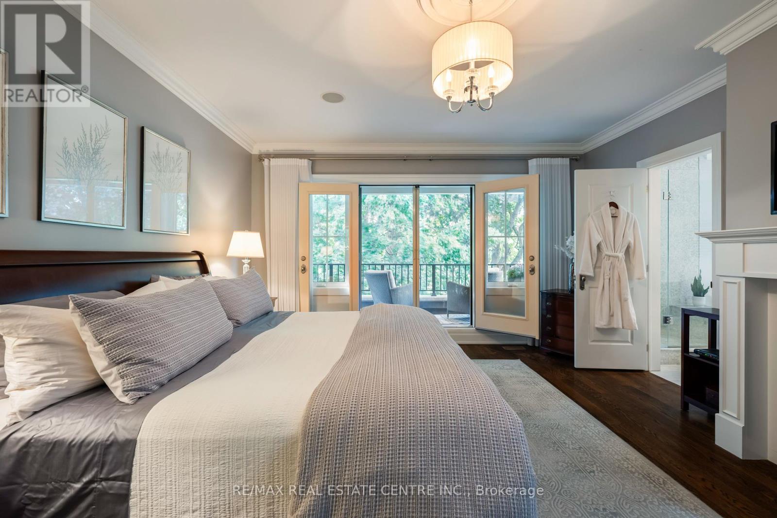 14 St. Phillips Road, Toronto, Ontario  M9P 2N6 - Photo 26 - W12407129