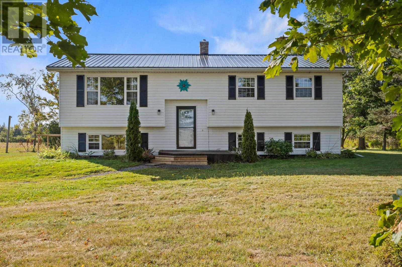 508 Village Green Road, Village Green, Prince Edward Island  C1B 3T9 - Photo 4 - 202524050