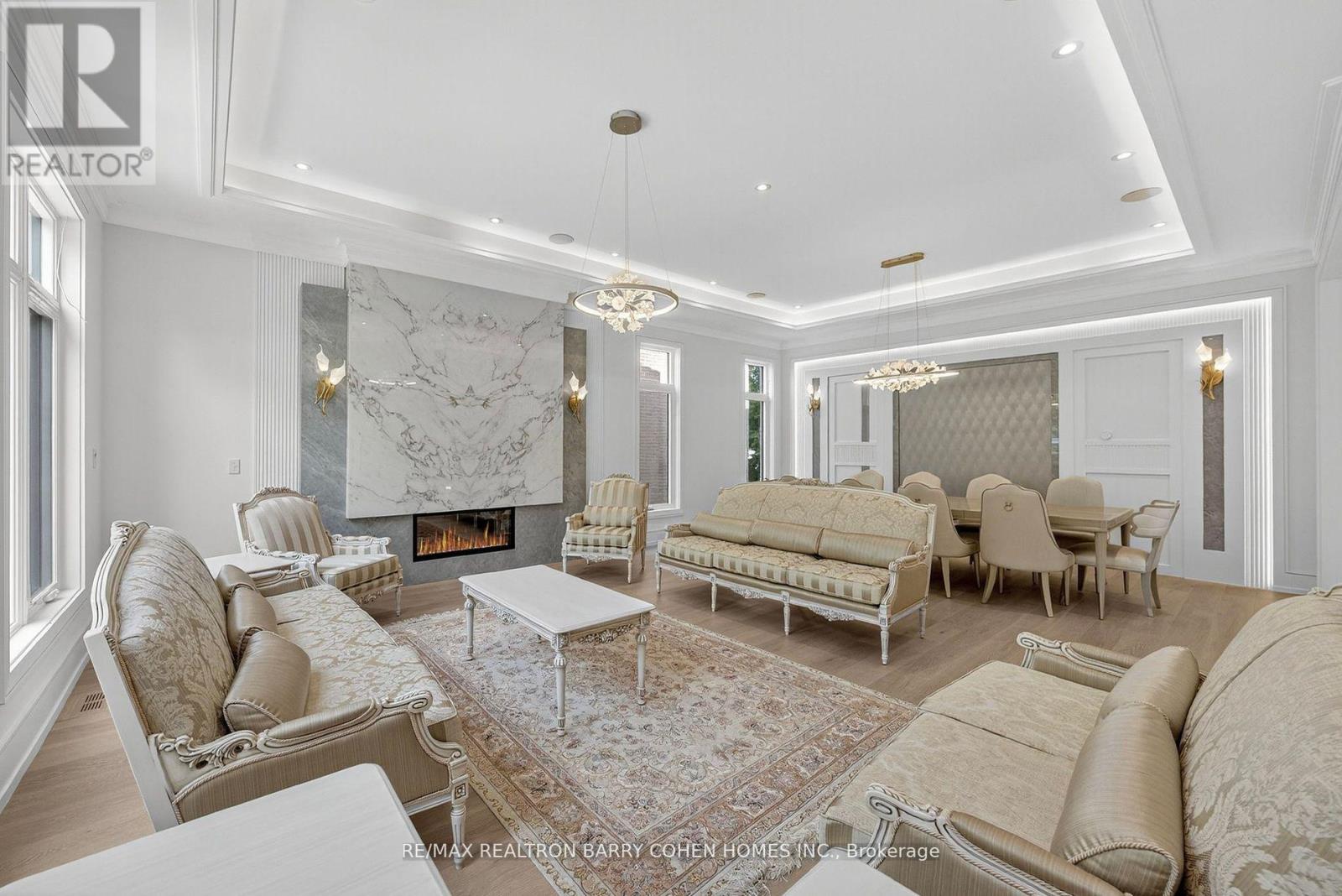 35 Foursome Crescent, Toronto, Ontario  M2P 1W1 - Photo 8 - C12420602
