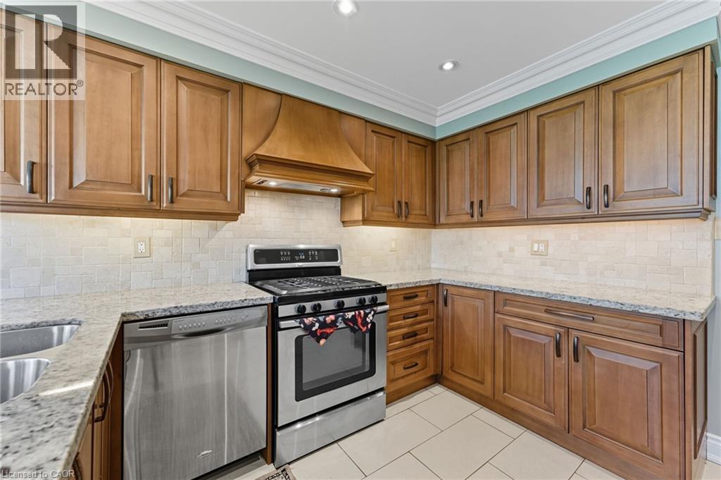 3043 Vanderbilt Road, Mississauga, Ontario  L5N 4W8 - Photo 7 - 40762220