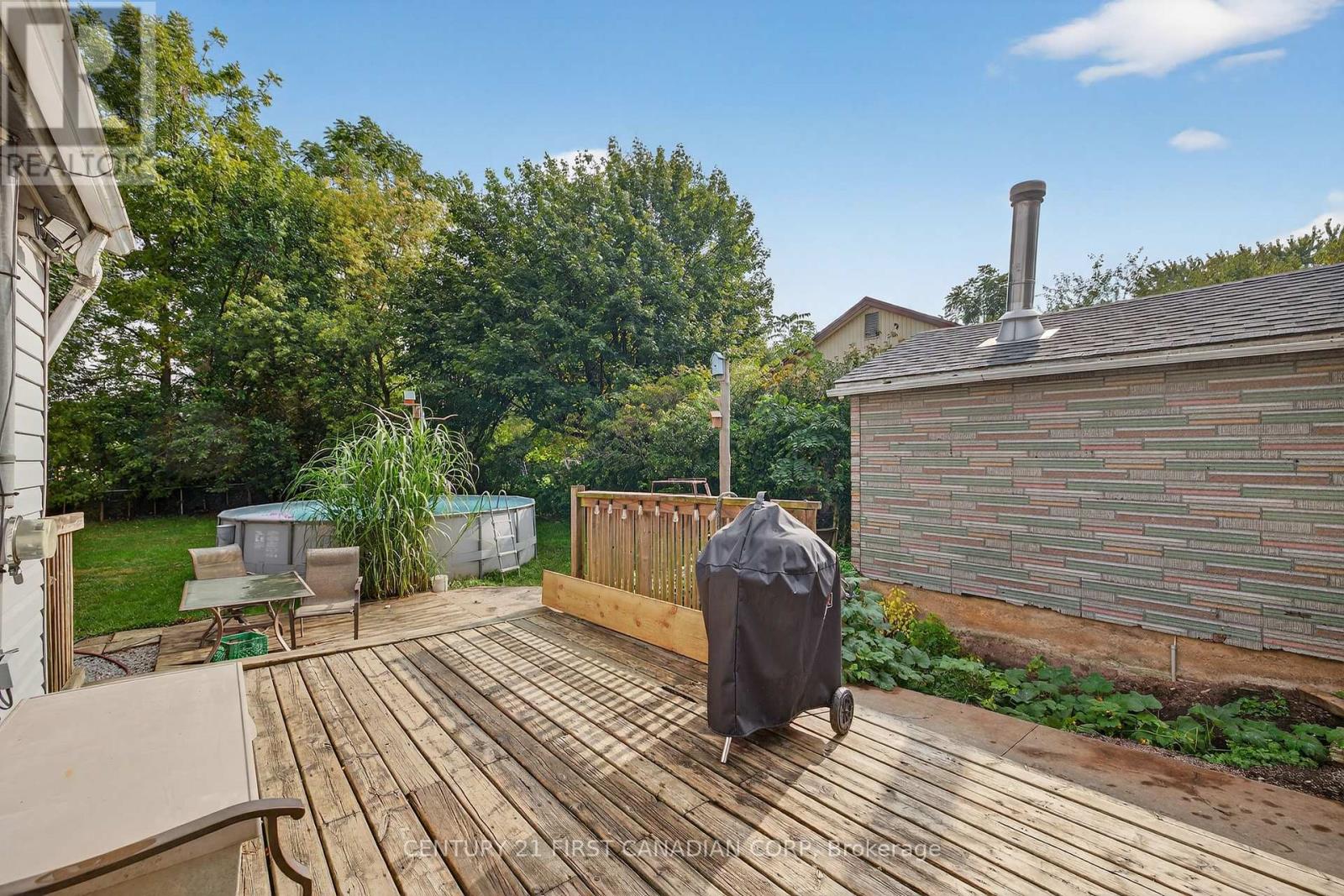 247 Ridout Street, West Elgin, Ontario  N0L 2C0 - Photo 31 - X12420658
