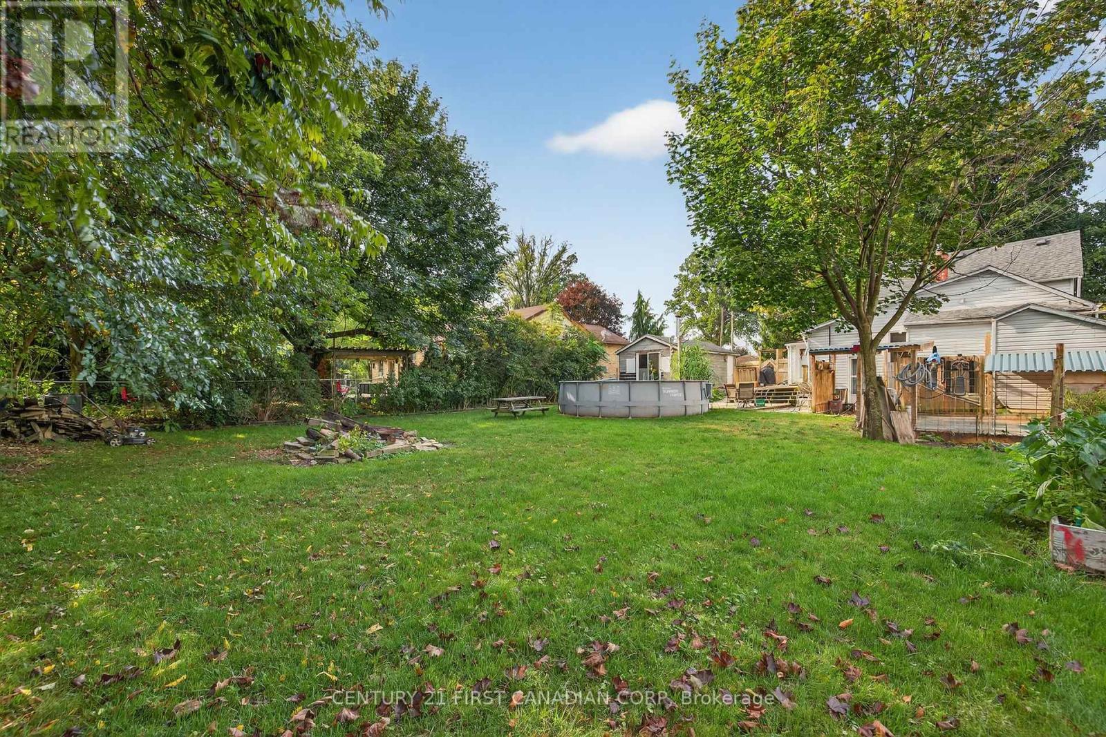 247 Ridout Street, West Elgin, Ontario  N0L 2C0 - Photo 36 - X12420658