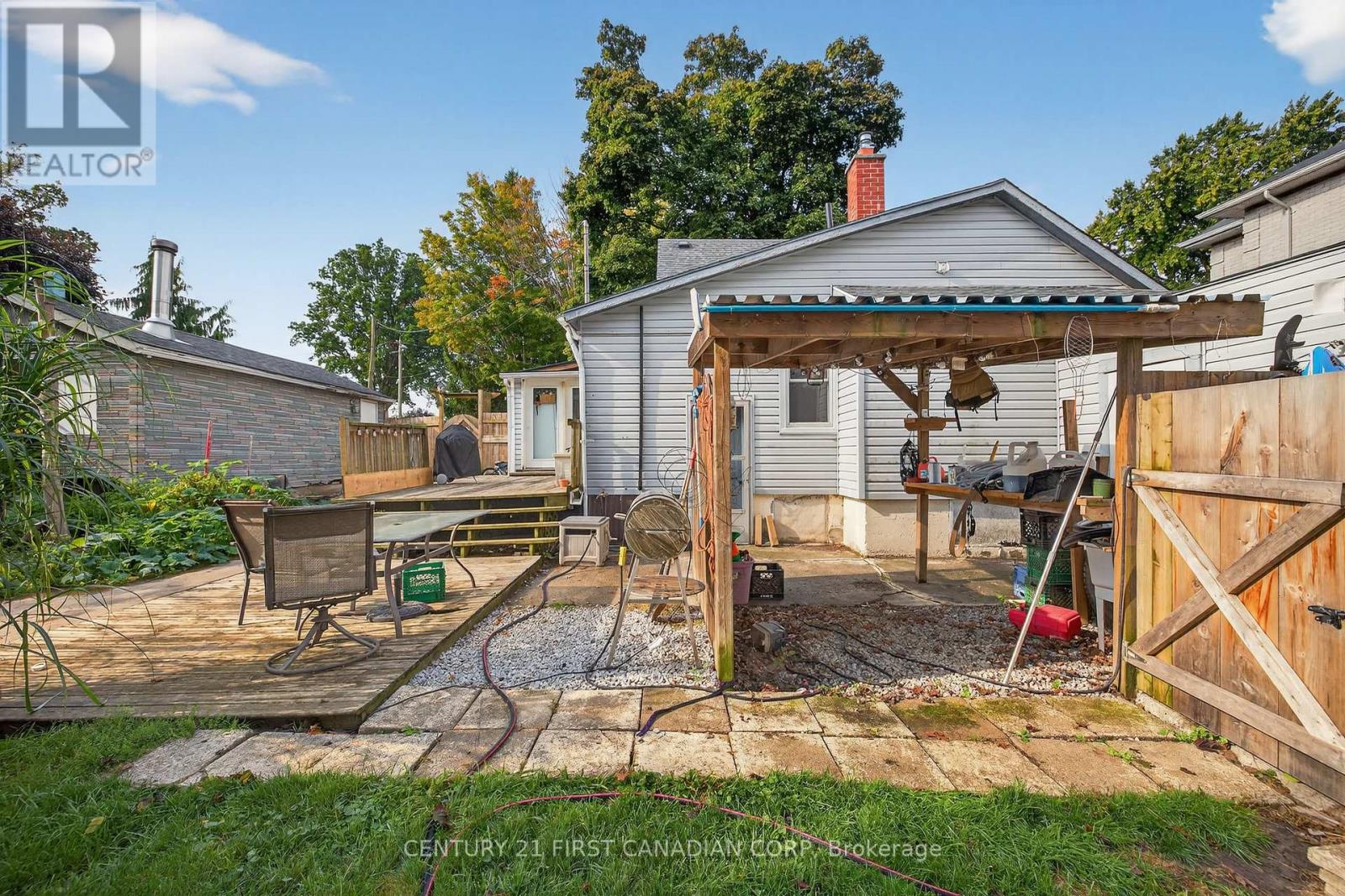 247 Ridout Street, West Elgin, Ontario  N0L 2C0 - Photo 39 - X12420658