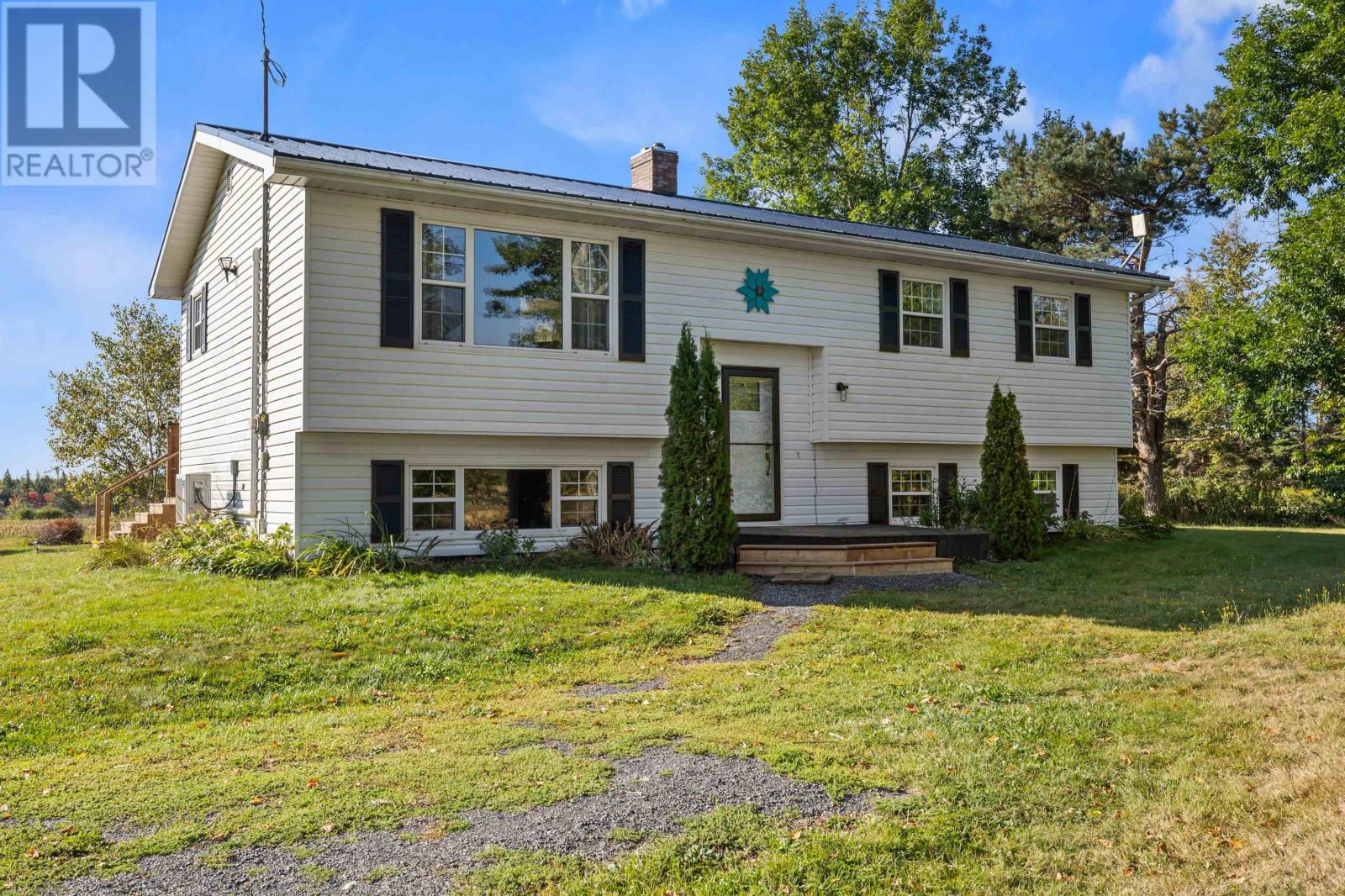 508 Village Green Road, Village Green, Prince Edward Island  C1B 3T9 - Photo 2 - 202524050