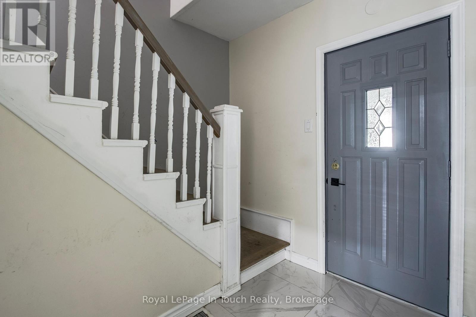 63 Fifth Street E, Midland, Ontario  L4R 3V4 - Photo 8 - S12420655