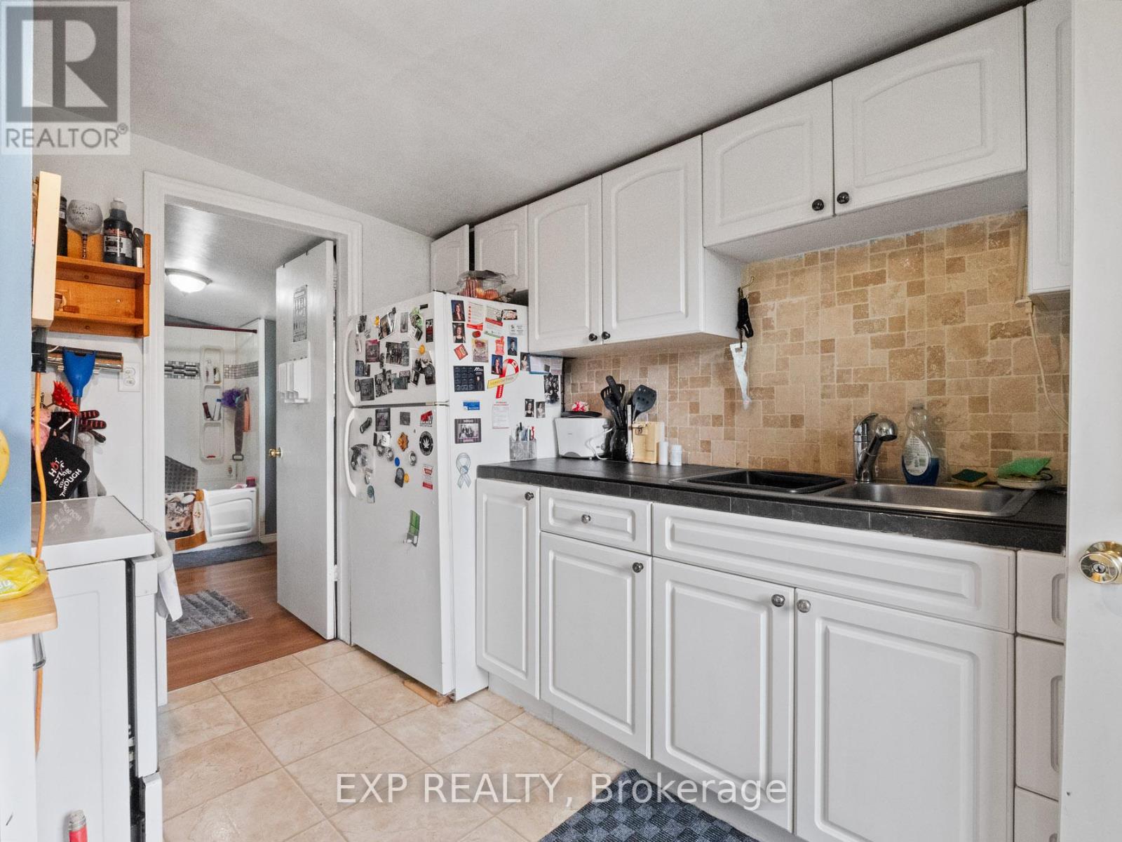 3852 Brunswick Avenue, Fort Erie, Ontario  L0S 1B0 - Photo 12 - X12420623