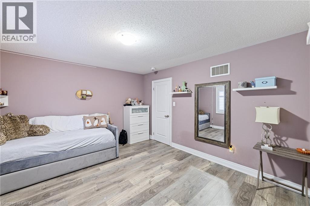 24 Macbean Crescent, Waterdown, Ontario  L8B 0S5 - Photo 27 - 40772505