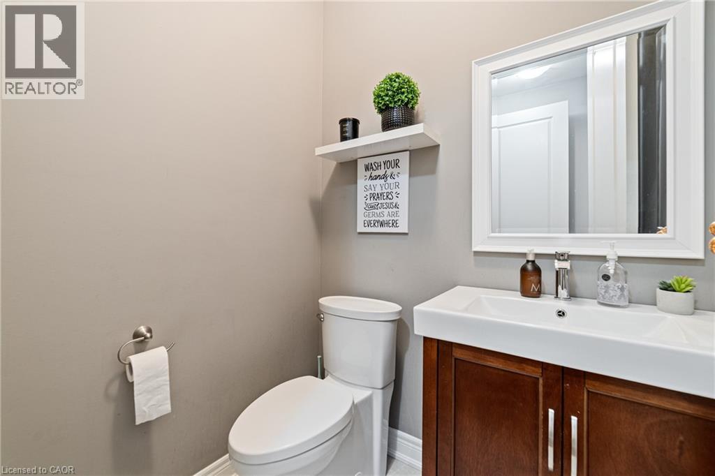 24 Macbean Crescent, Waterdown, Ontario  L8B 0S5 - Photo 9 - 40772505
