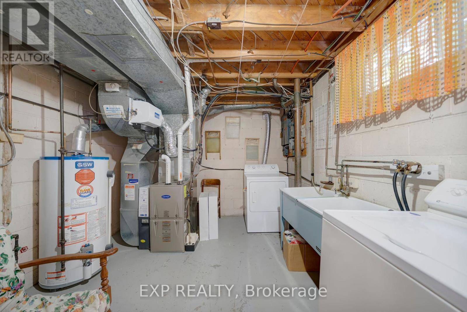 6 Queensland Court, Toronto, Ontario  M9C 4G8 - Photo 23 - W12420580
