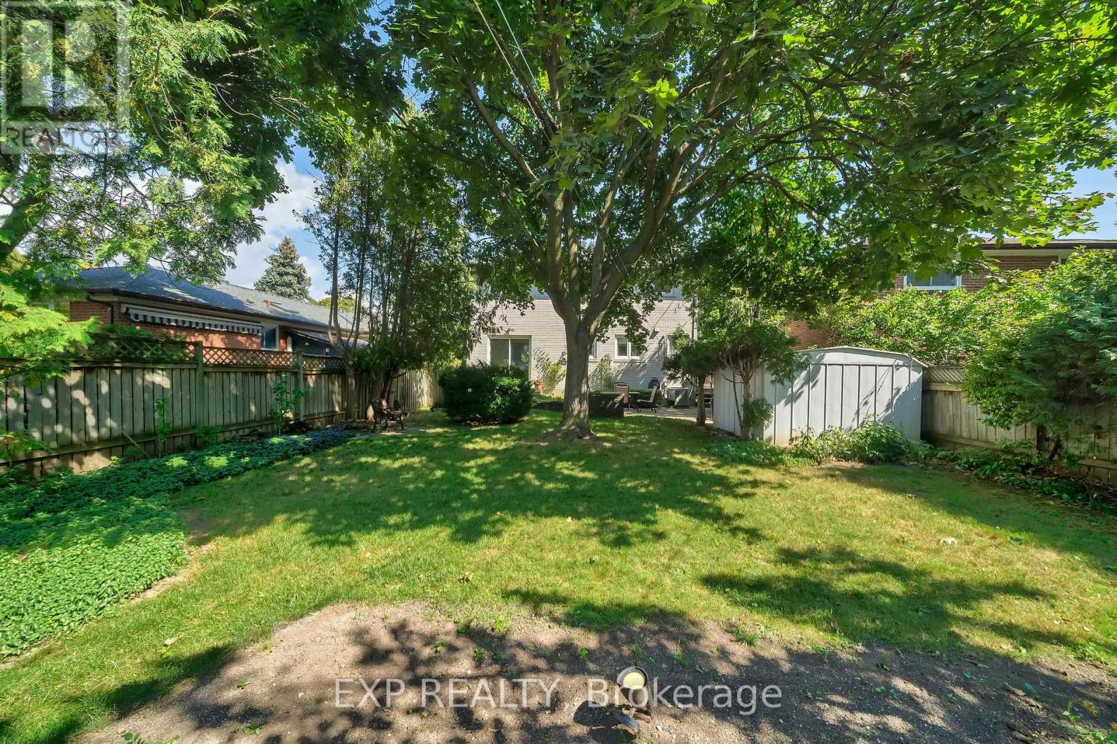 6 Queensland Court, Toronto, Ontario  M9C 4G8 - Photo 24 - W12420580