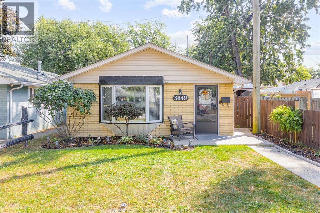 MLS# 25024130: 3849 REGINALD STREET, Windsor, Canada