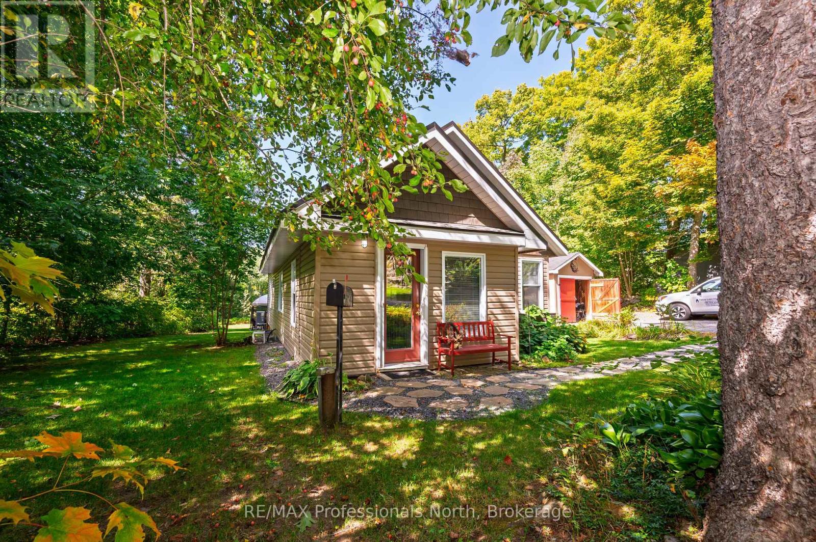 32 Bethune Road S, Huntsville, Ontario  P1H 2J2 - Photo 10 - X12420618