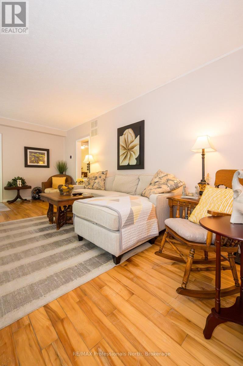 32 Bethune Road S, Huntsville, Ontario  P1H 2J2 - Photo 16 - X12420618