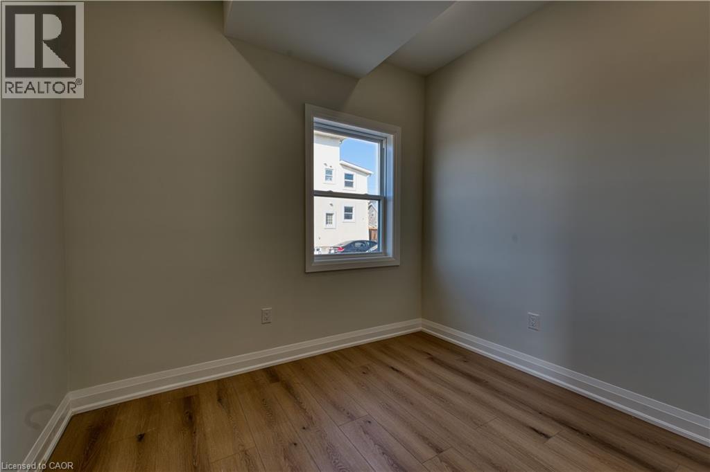 53 Ontario Road Unit# 101, Welland, Ontario  L3B 5C2 - Photo 3 - 40771889